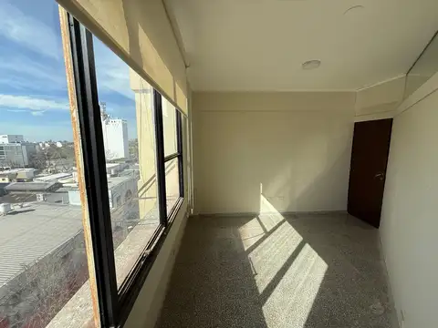 Oficina 2 ambientes con 1 baño