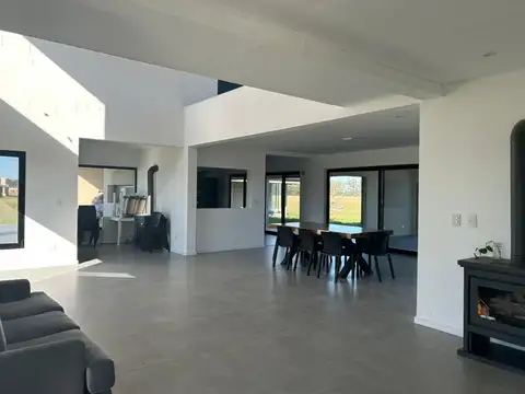 Venta Chacra casa 6ambientes Benquerencia S.MMonte