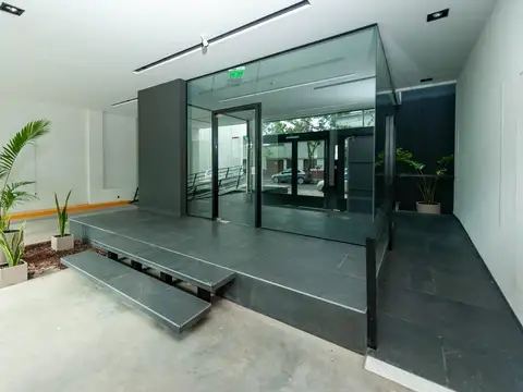 Cochera cubierta en venta en La Plata