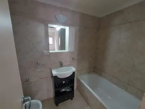 Andorra 7500 , Piso pb