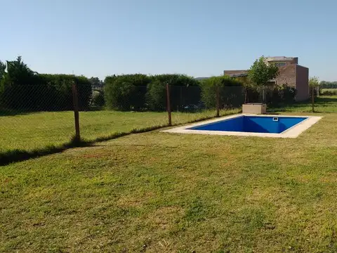 Casa 4 ambientes con 1 baño