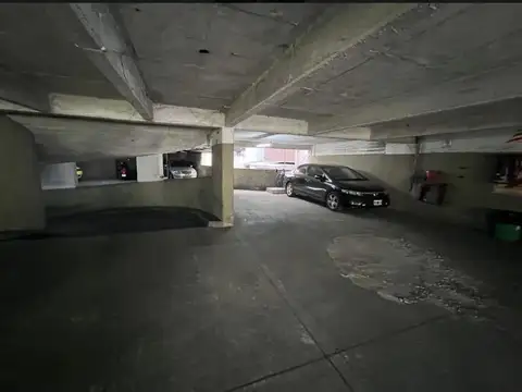 Cochera en Venta Cubierta