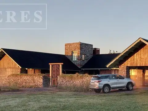 Excelente casa en venta en Barrio La Macarena