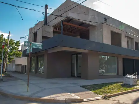 LOCAL comercial dentro de los Bv RECONQUISTA