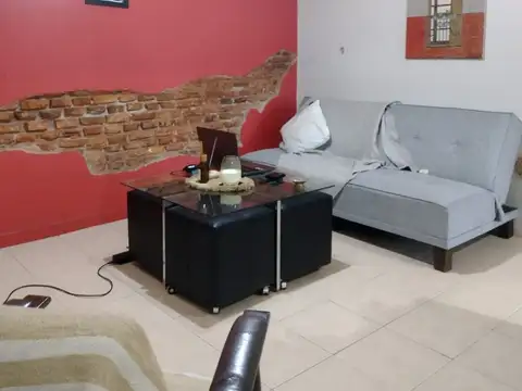 EXCELENTE CASA EN VENTA DE 2 DORMITORIOS - ZONA PLAZA PASO - GRAN OPORTUNIDAD