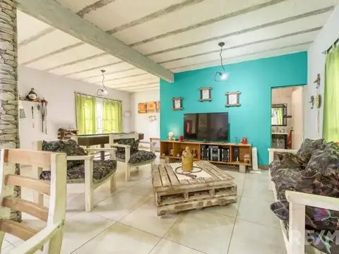 Casa 5 ambientes con 1 baño