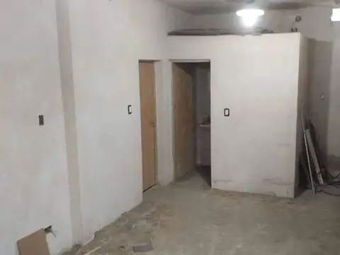 VENTA DE LOCAL COMERCIAL O DEPARTAMENTO