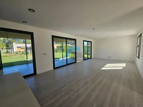 Casa en Venta en Santo Tomas, USD 230.000