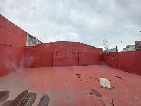 Local en Venta en Parque Avellaneda, USD 299.000