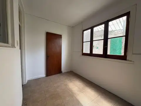 Depto Tipo Casa en Venta en La Plata, USD 68.000