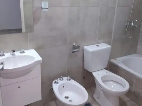 Departamento en Venta en Moron Sur, USD 52.000