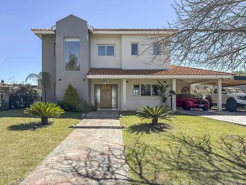 Haras de Santa Maria, Panamericana R. Escobar  km.54. Belén de Escobar, Provincia de Buenos Aires