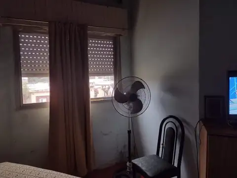 Depto Tipo Casa 3 ambientes con 2 baños