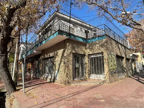 LOCAL COMERCIAL ESQUINA EN VENTA. CIUDAD - MENDOZA