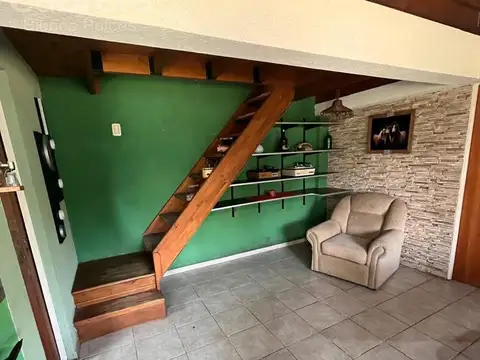 Casa 2 ambientes con 1 baño