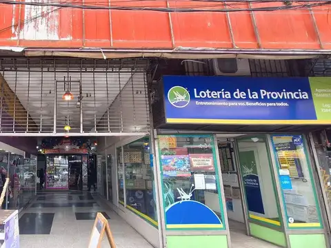 VENTA LOCAL COMERCIAL EN GALERIA EDEN MORON CENTRO