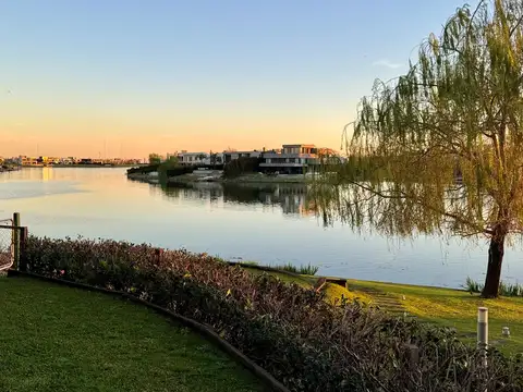 Departamento Dúplex  en Venta en Acqua Golf, Islas del Golf, Nordelta, Tigre