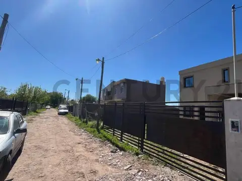 VENTA DE LOTE EN BARRIO " LA UNION " PERMUTA POR  VEHICULOS