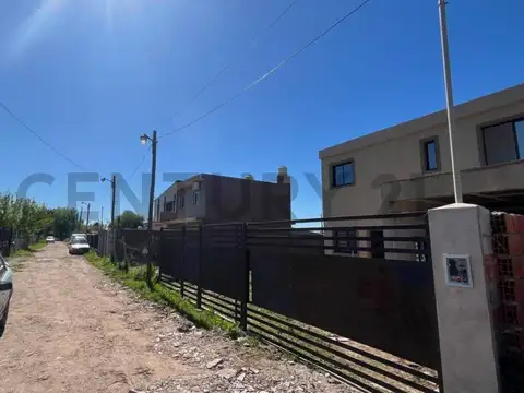 Pasaje de la Virgen 100, Piso 0