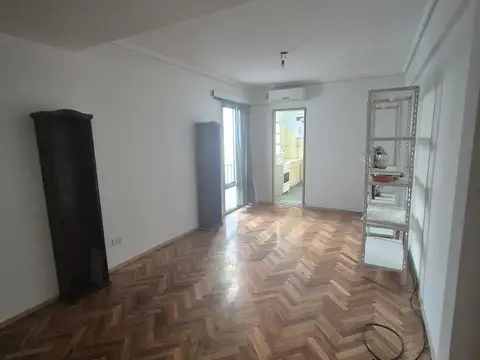 Departamento 2 ambientes  en Alquiler Microcentro