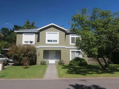 Casa Venta 4 Ambientes Barrio Acacias Blancas Maschwitz