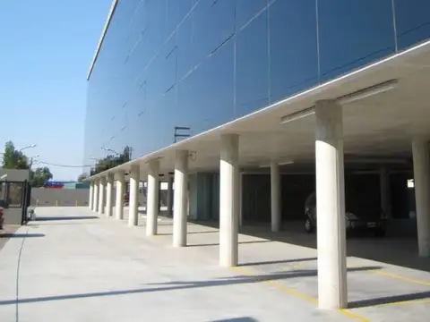 Oficina en Alquiler en San Isidro, $ 470