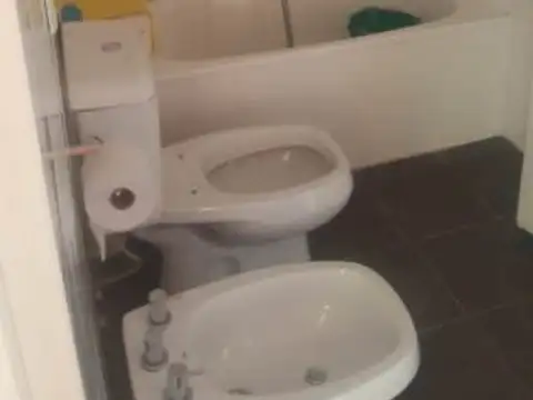 Muy buen departamento, zona centro