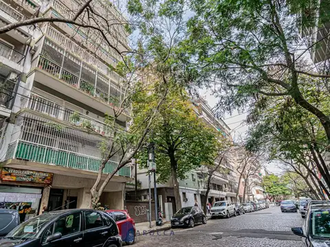 VENTA - DEPARTAMENTO -  COLEGIALES - 4 AMBIENTES - COCHERA - BALCON
