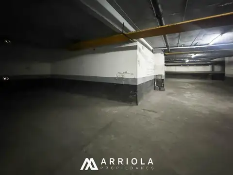 Cochera fija cubierta. Centro. Mar del Plata.