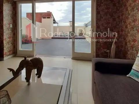 Departamento 5 ambientes con 4 baños