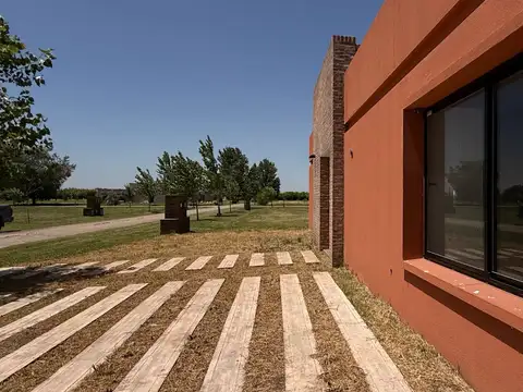 En el corazón de La Federala, donde el verde y la tranquilidad son protagonistas, La federala 3 habitaciones