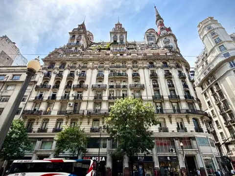 VENTA DEPARTAMENTO EN EDIFICIO BENCICH SEMIPISO