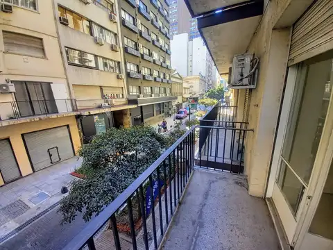 VENTA -DEPARTAMENTO 2 AMBIENTES  BALCÓN - RETIRO
