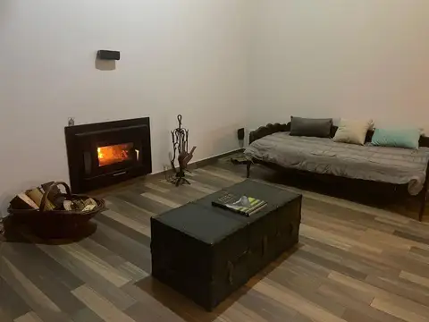 Chacra en venta - 2 Dormitorios 2 Baños - Cocheras - 67.500Mts2 - Pergamino