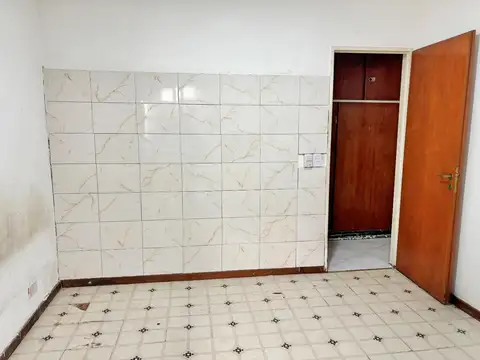 RESERVADO / PH 2 Amb con Patio 100% a Reciclar. Sin Expensas