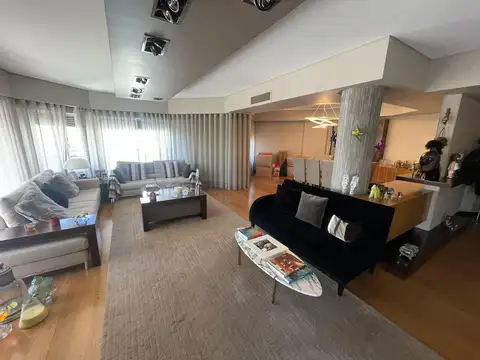 Departamento en Venta de 4 dormitorios