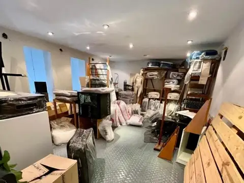 Local en Venta en Villa del Parque, USD 730.000