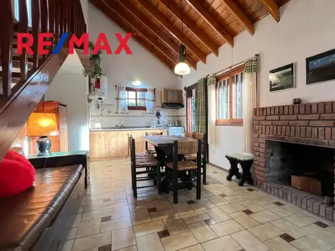 Depto Tipo Casa 4 ambientes con 2 baños