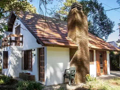 VENTA DE DUPLEX MAS LOTE LINDERO - VILLA GESELL