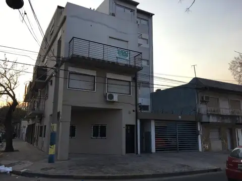Departamento en Venta con 1 cochera