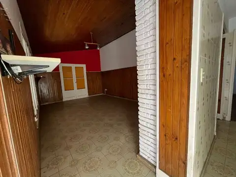 Casa 3 ambientes con 1 baño
