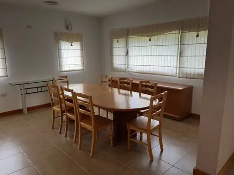 Casa en Alquiler al Oeste