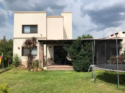 Casa en Venta en Roldan, USD 145.000