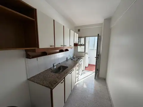 VENTA DEPARTAMENTO 2 AMBIENTES EN QUILMES CENTRO