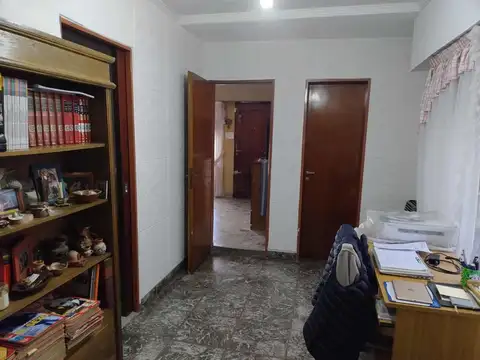 Casa 6 amb. Venta en Ciudadela LOTE 347m2