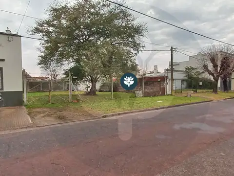 Terreno en Venta 20  mts Fondo