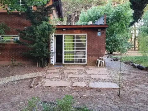 Casa en venta - 2 Dormitorios 1 Baño - La Lucila del Mar