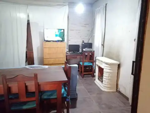 CASA 3 AMBIENTES  VENTA MONTE GRANDE BIEN UBICADA