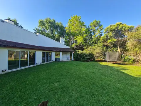 Casa en Venta en Pilar, USD 250.000