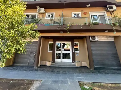 Bolivar 463 , Piso 2